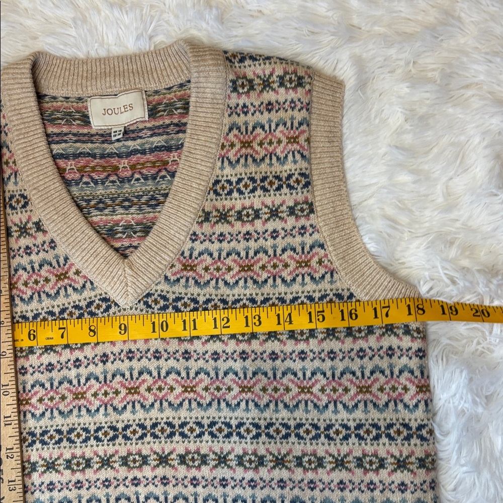 Joules Islay Oatmeal V Neck Fairisle
Pattern Knitted Vest Size 6 - Picture 5 of 9